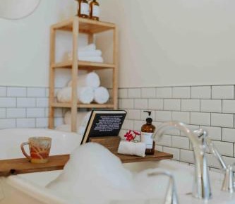 One-Bedroom Apartment with Spa Bath