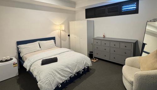 Extended Double Room with Shared Bathroom