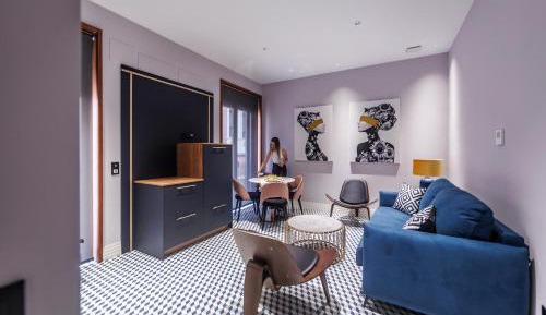 One-Bedroom Apartment