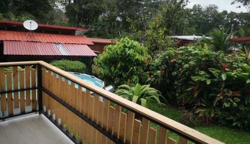 Bungalow with Garden View