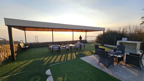 Double Room with Mountain View