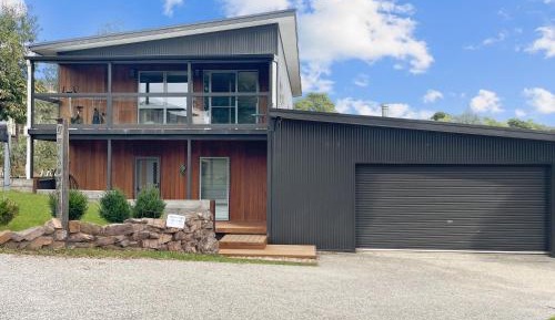 Five-Bedroom Holiday Home