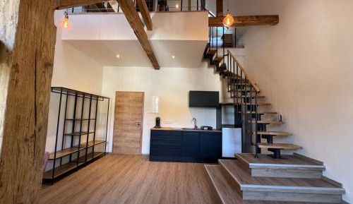 One-Bedroom Apartment 2