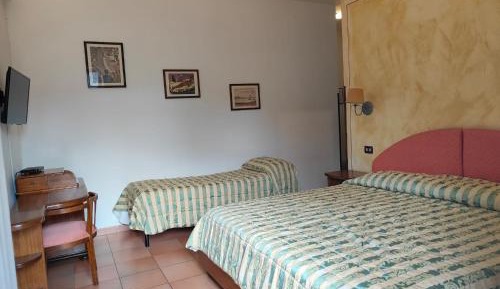 Triple Room with Balcony