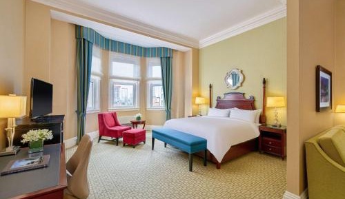 Deluxe Queen Room