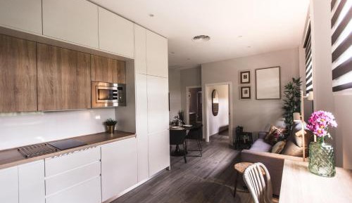 One-Bedroom Apartment