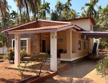 Four-Bedroom Holiday Home