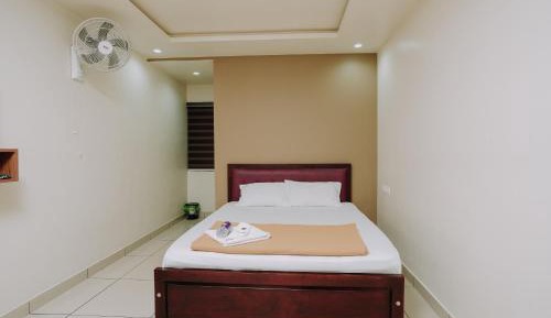 Large Double Room