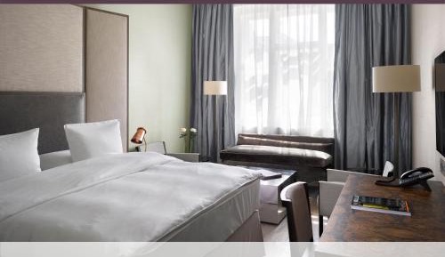 Deluxe Junior Suite with Lounge and Wellness Access