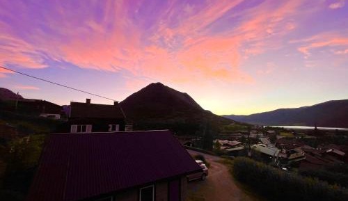 One-Bedroom Apartment with Balcony and Mountain View  