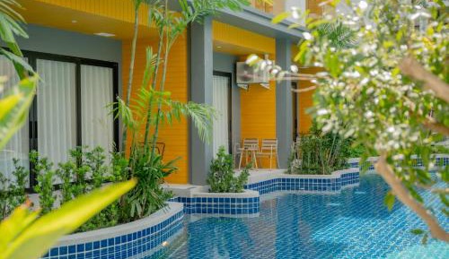 Grand Deluxe Pool Plus Room