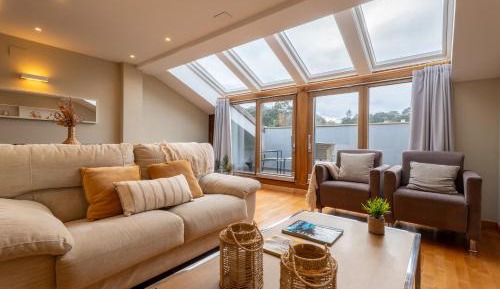 Luxury Three-Bedroom Apartment