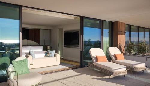Luxuriate Suite with Marina View