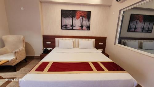 Deluxe Double Room with Balcony