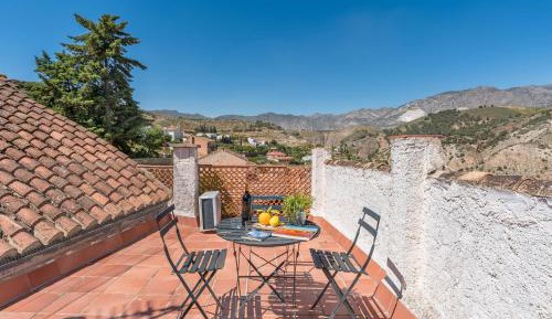 Three-Bedroom Superior Apartment