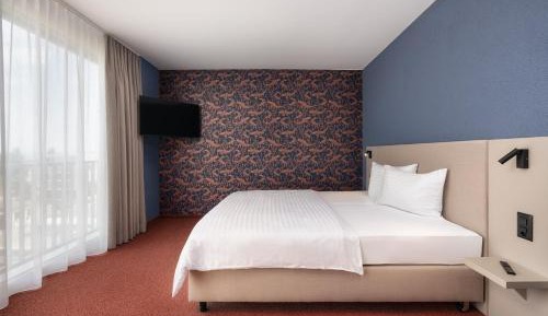 Double or Twin Room Economy