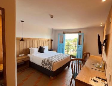 Deluxe Double Room with Balcony