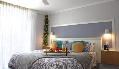 Two-Bedroom Deluxe Apartment with Balcony
