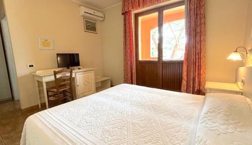 Classic Single Room with Balcony