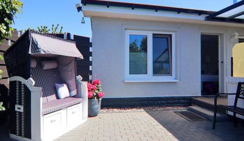 One-Bedroom Bungalow
