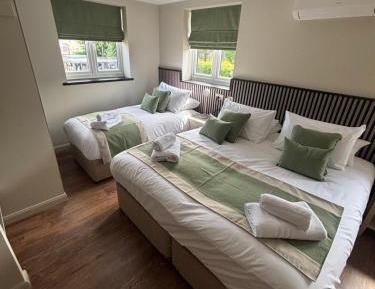 Deluxe Double or Twin Room