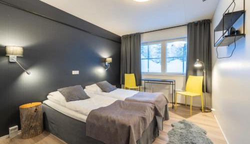 Standard Twin Room with Shared Bathroom