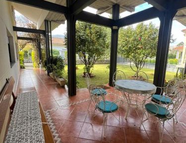 Villa with Garden View