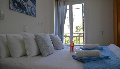 Studio with Mountain View