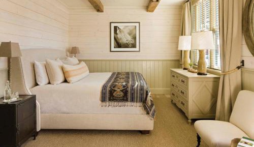 King Studio with Sofa Bed
