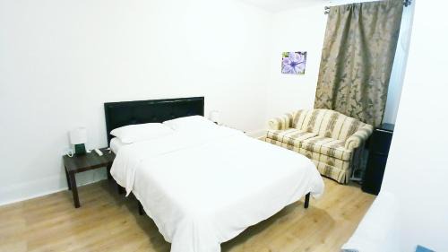 Queen Studio