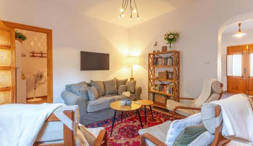 Three-Bedroom Holiday Home 