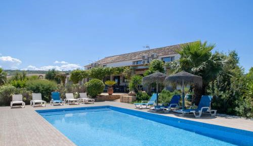 Superior Apartment with City View