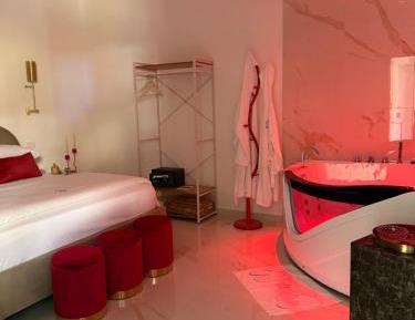 Double Room with Spa Bath