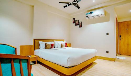 King Room with Balcony
