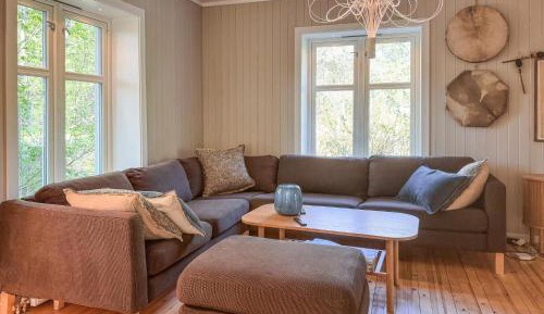 Three-Bedroom Holiday Home 