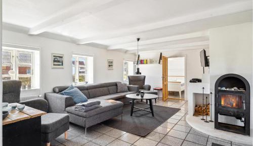 Four-Bedroom Holiday Home