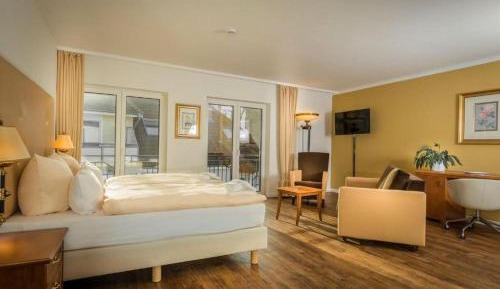 Apartment with Shower