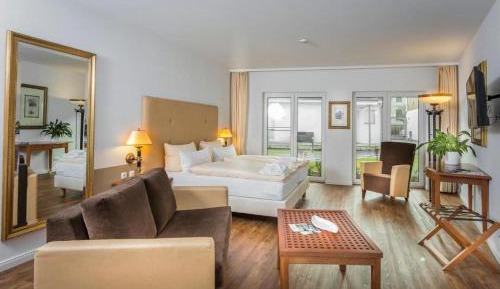 Apartment with Shower