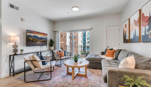 Two-Bedroom Deluxe Apartment