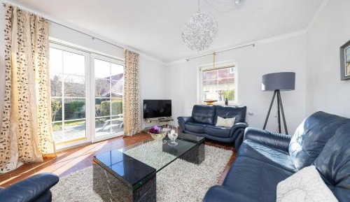 Two-Bedroom Apartment with Terrace