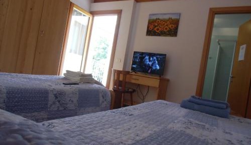 Twin Room with Private Bathroom