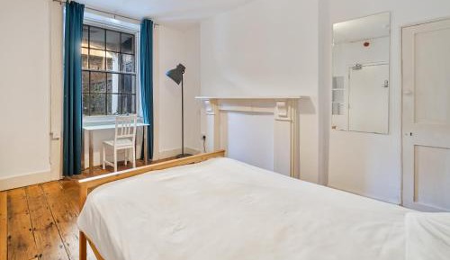 Double Room with Shared Bathroom