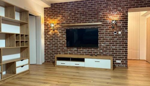 Two-Bedroom Deluxe Apartment with Garden View