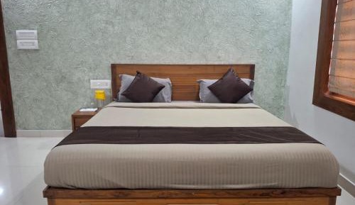 King Room with Garden View