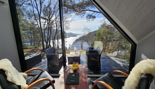 Bungalow with Sea View