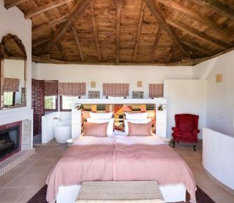 Deluxe Double Room with Bath