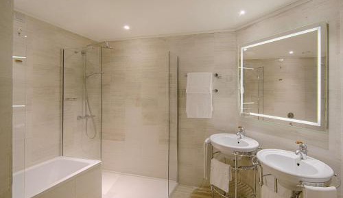 Superior Double or Twin Room XL