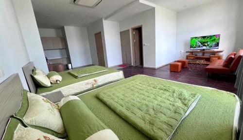 Deluxe Family Suite