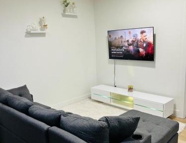 Two-Bedroom Deluxe Apartment