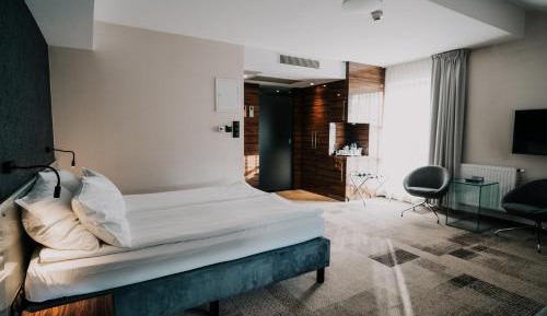 Superior Double Room with Sofa